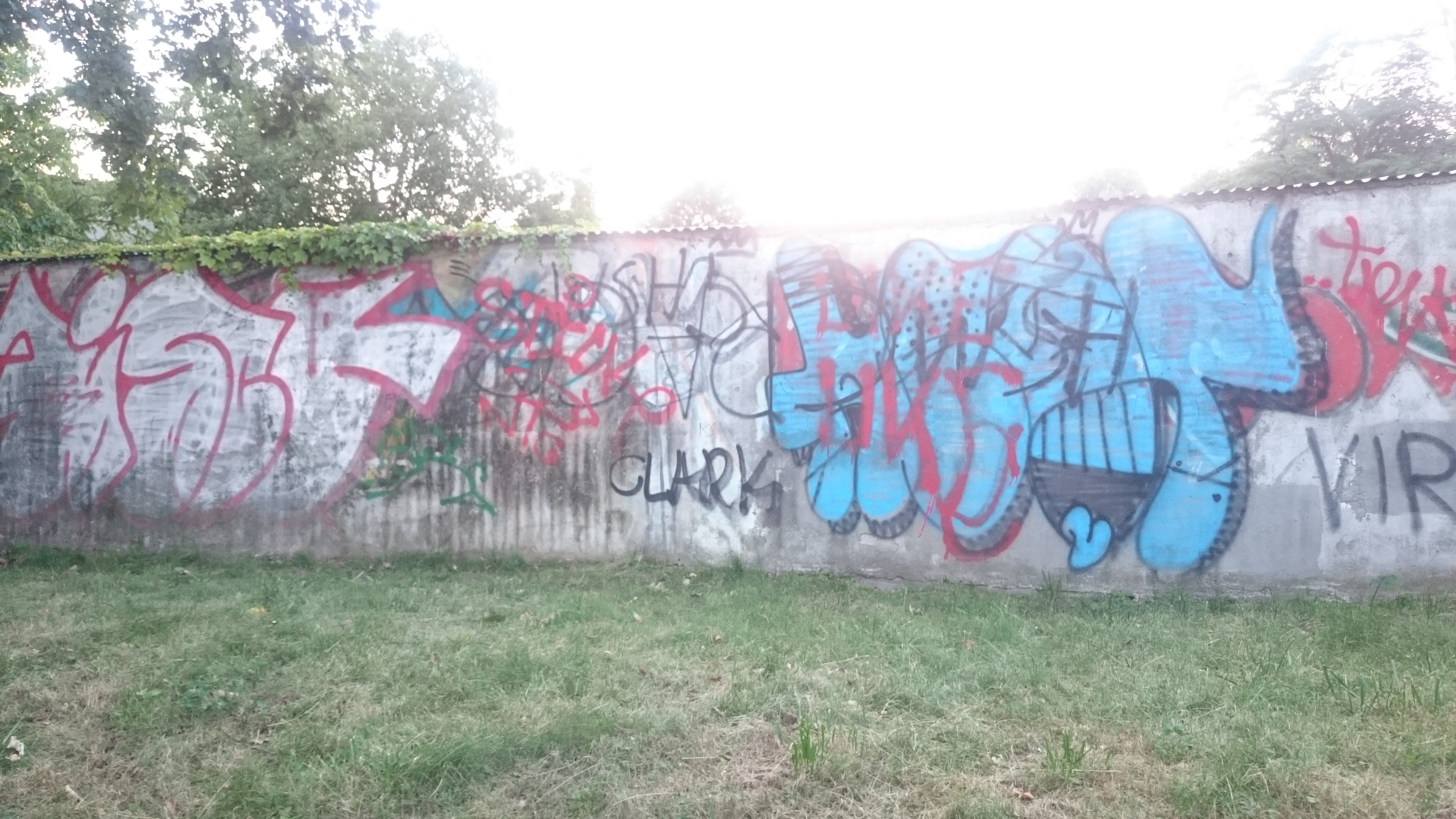 Zdjęcie przed zamalowaniem