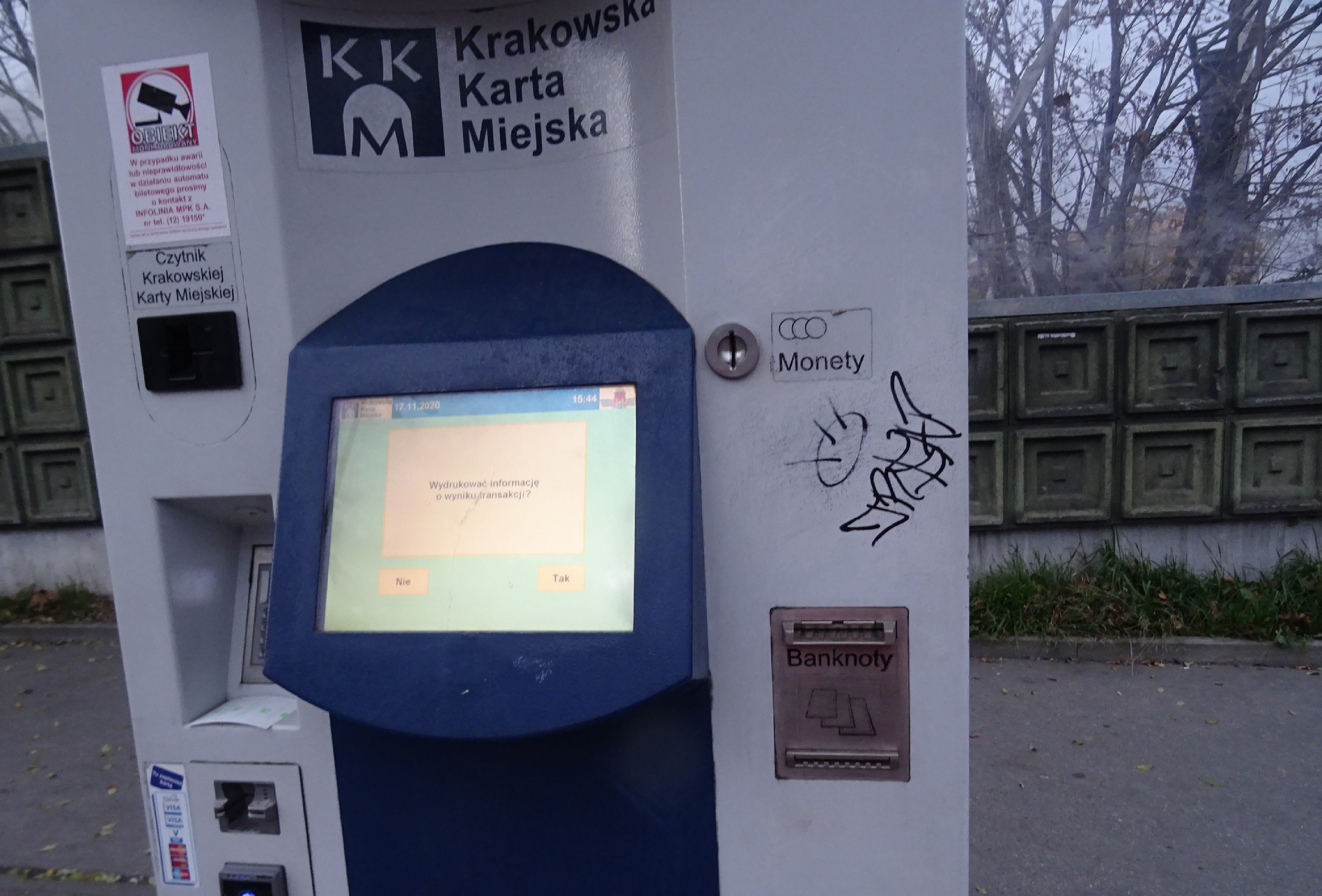 Zdjęcie przed zamalowaniem