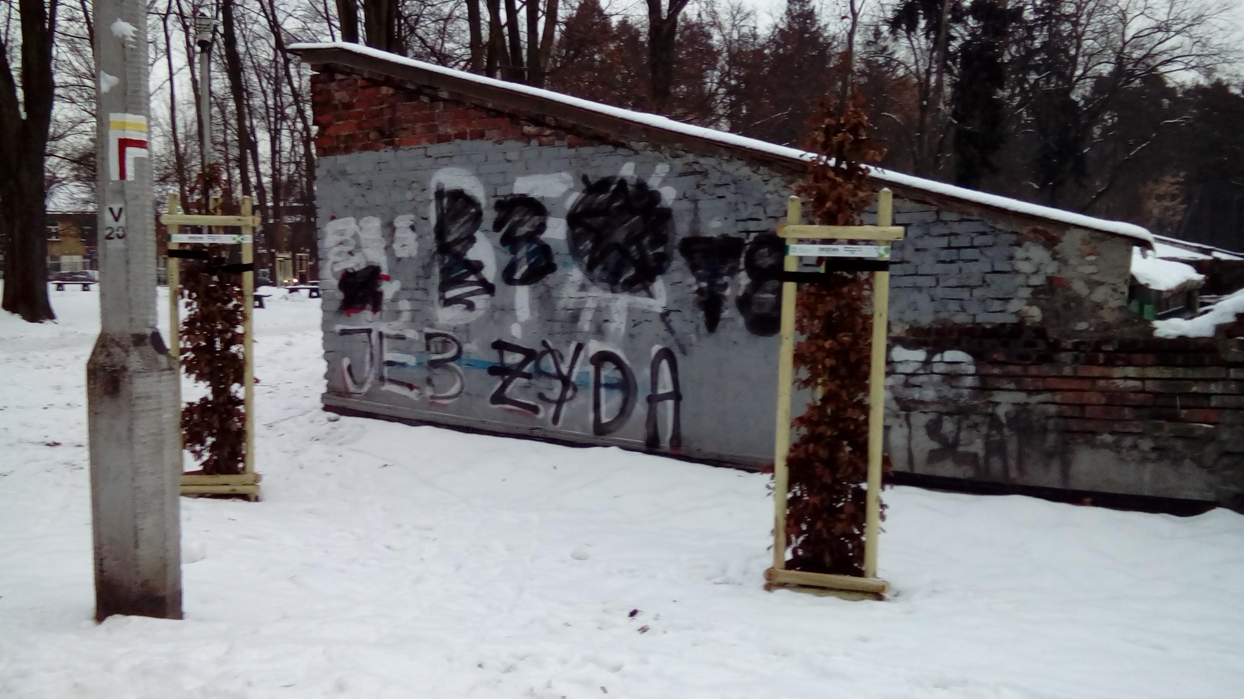 Zdjęcie przed zamalowaniem