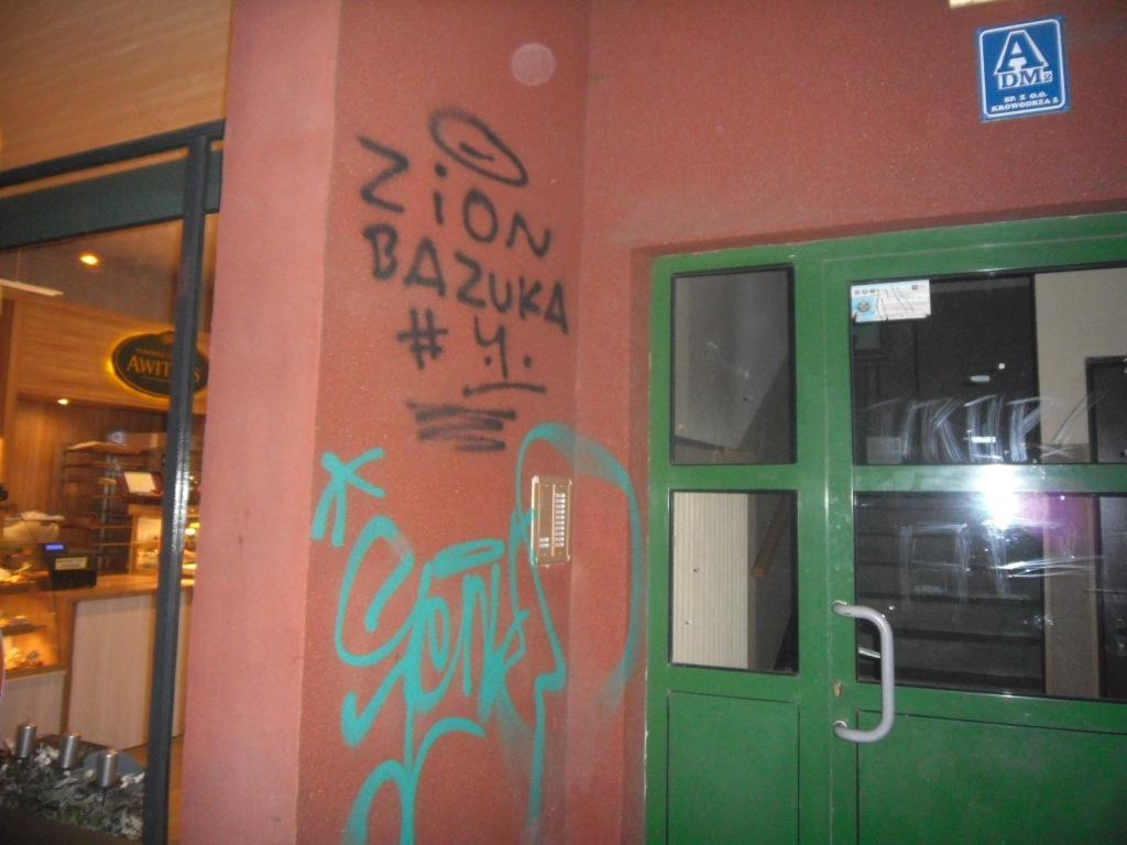 Zdjęcie przed zamalowaniem