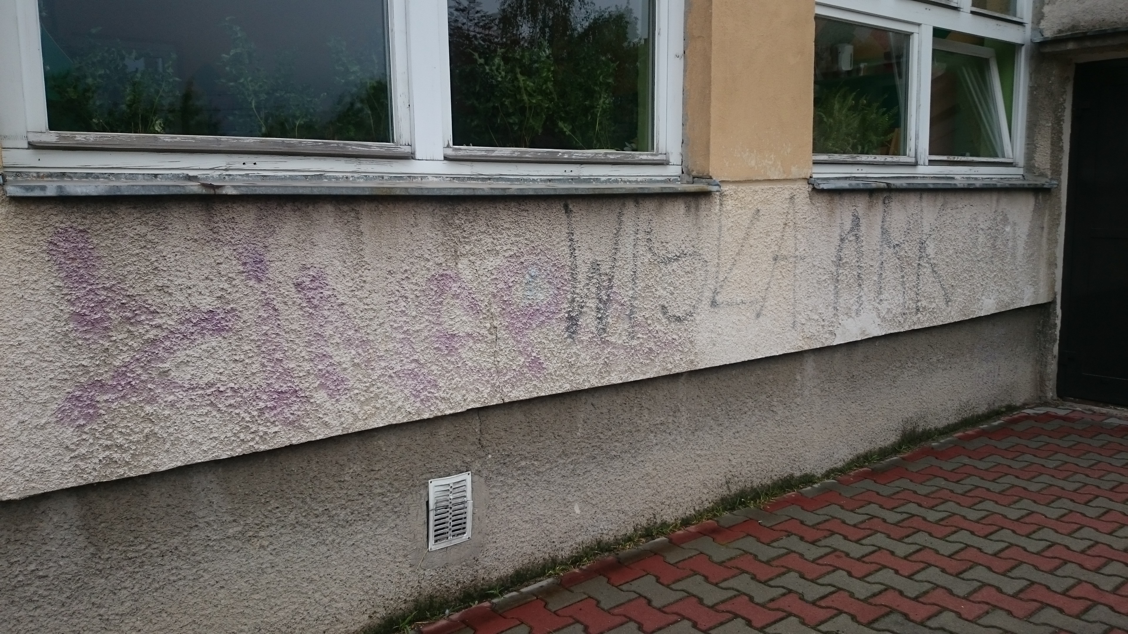 Zdjęcie przed zamalowaniem