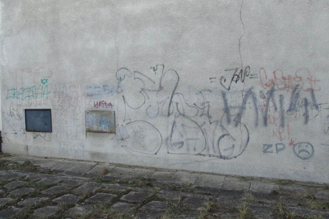 Zdjęcie przed zamalowaniem
