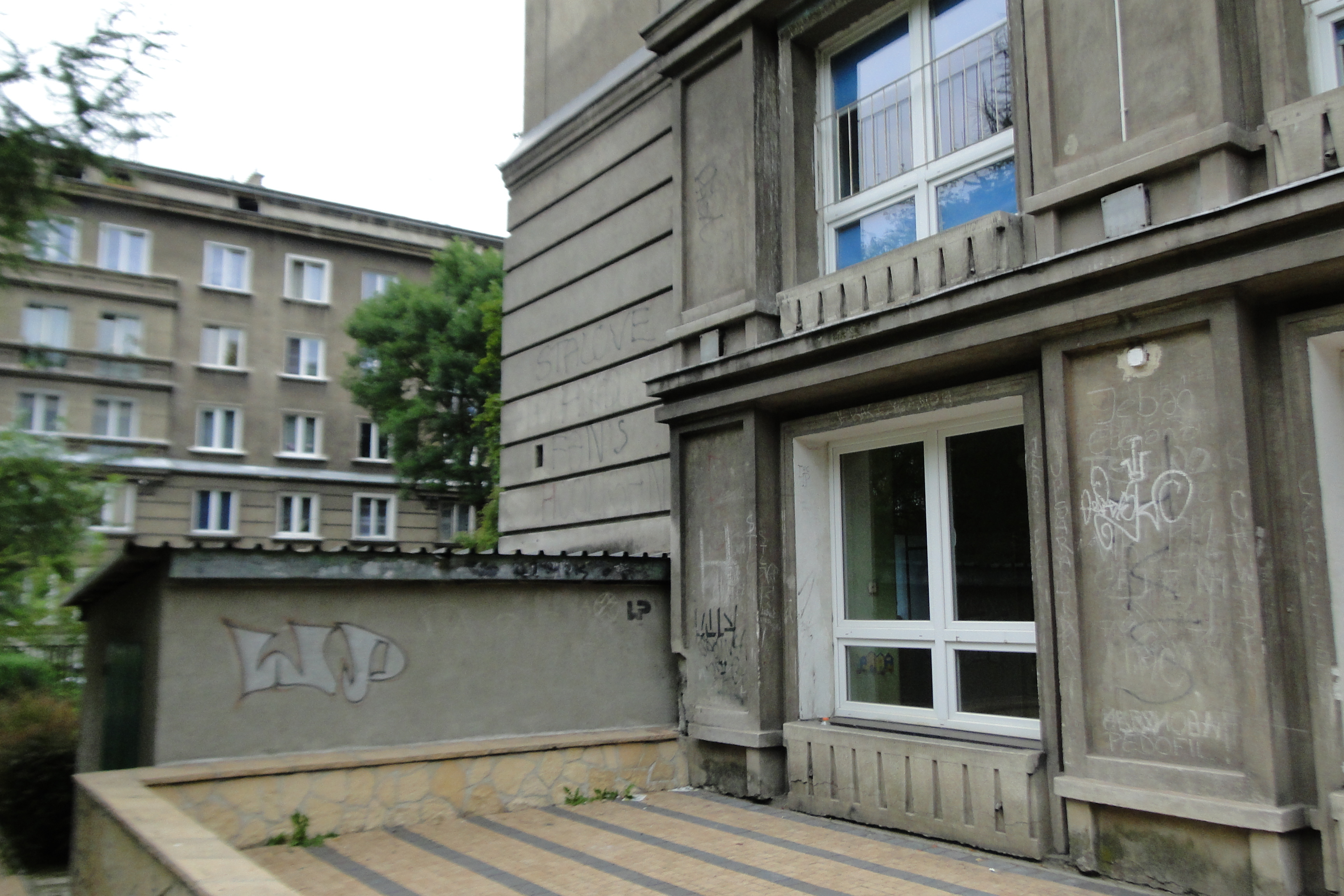 Zdjęcie przed zamalowaniem