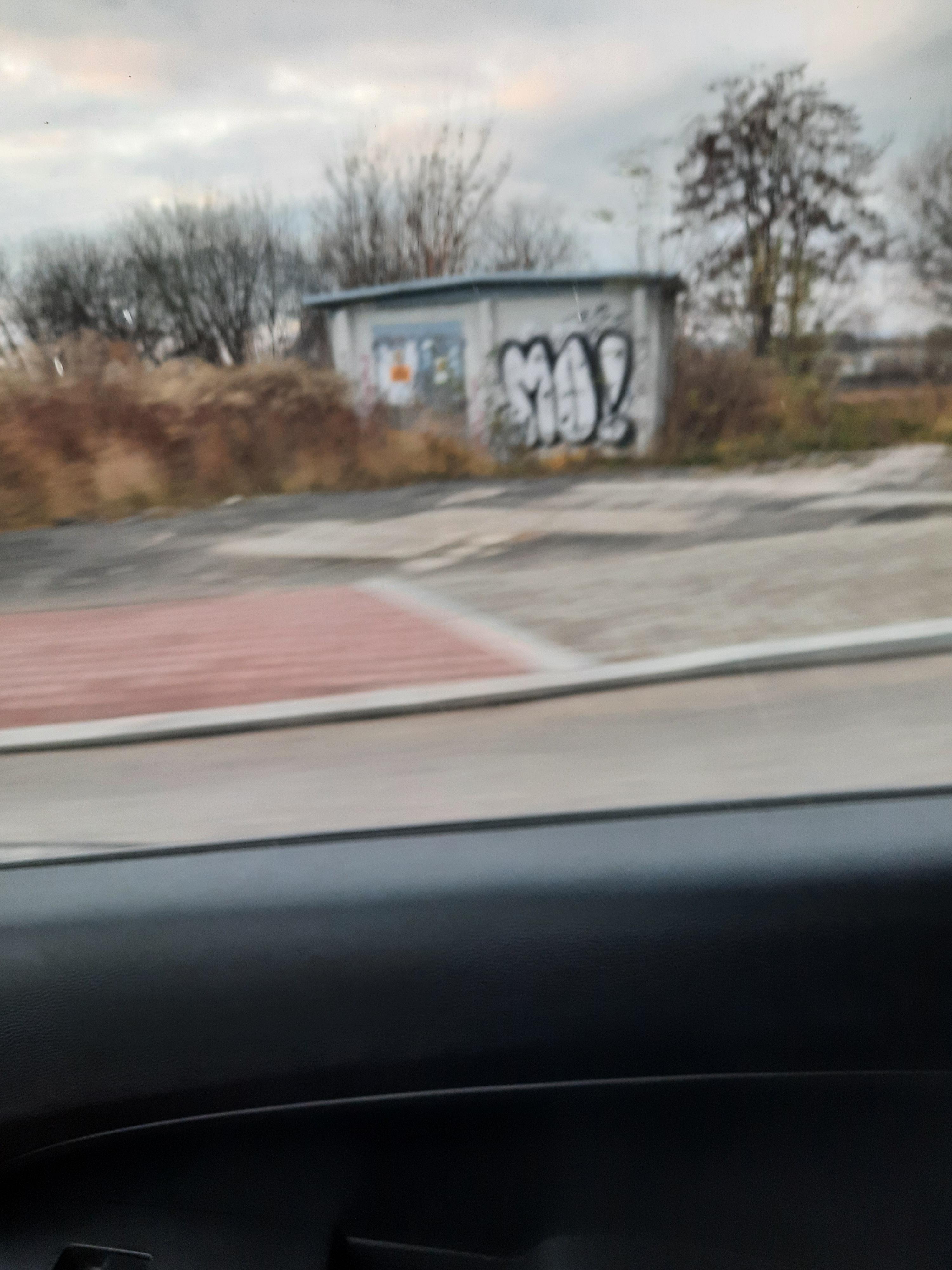 Zdjęcie przed zamalowaniem
