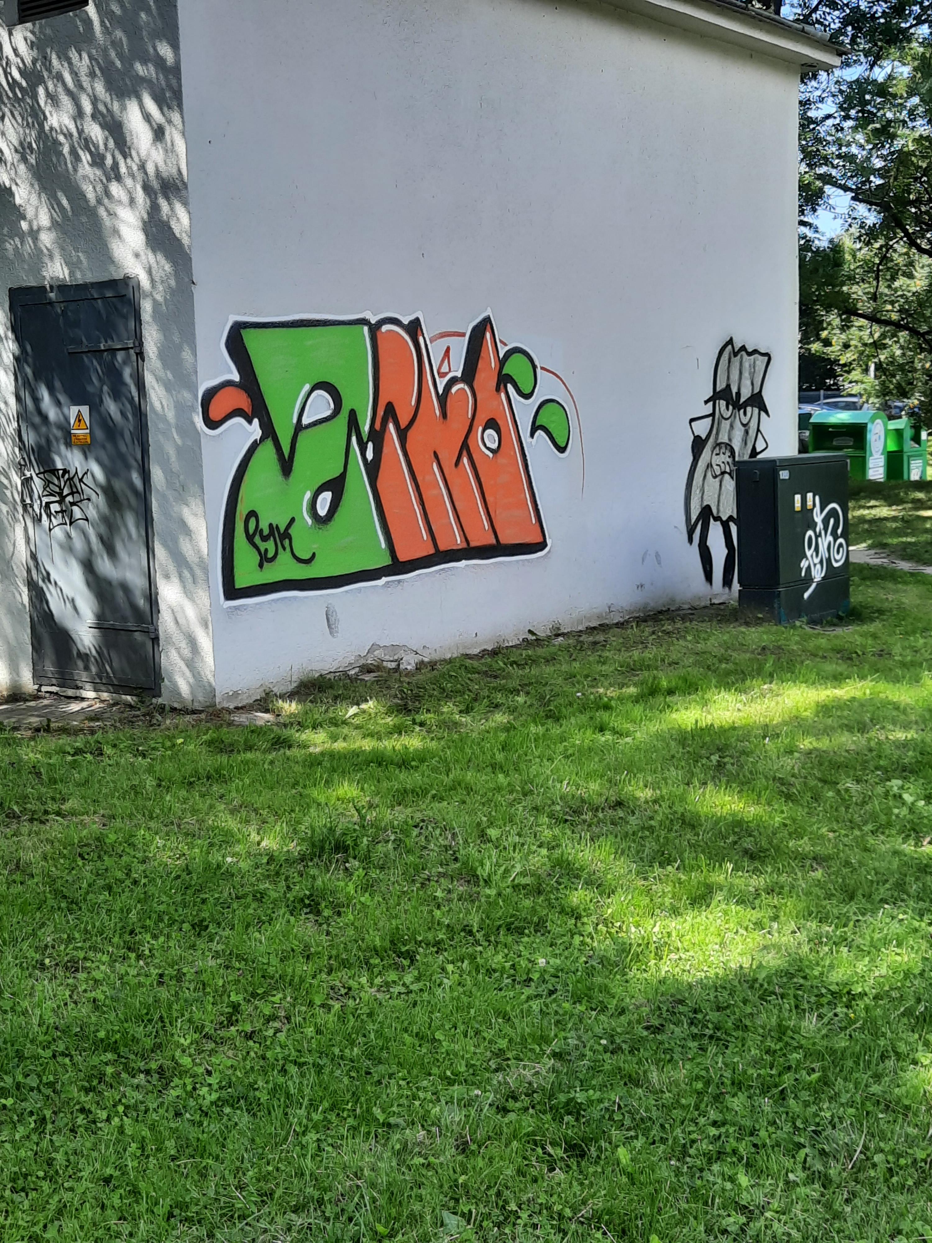 Zdjęcie przed zamalowaniem