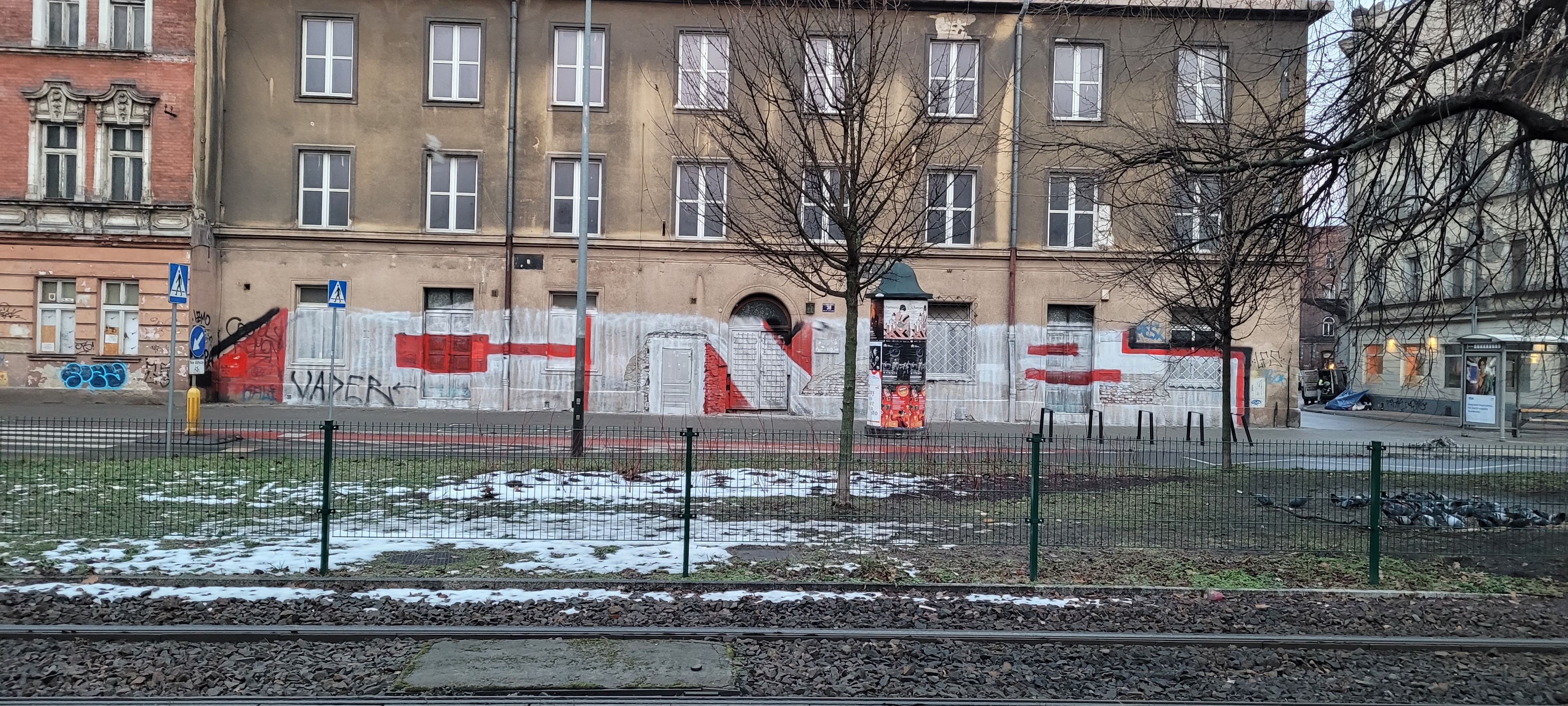 Zdjęcie przed zamalowaniem