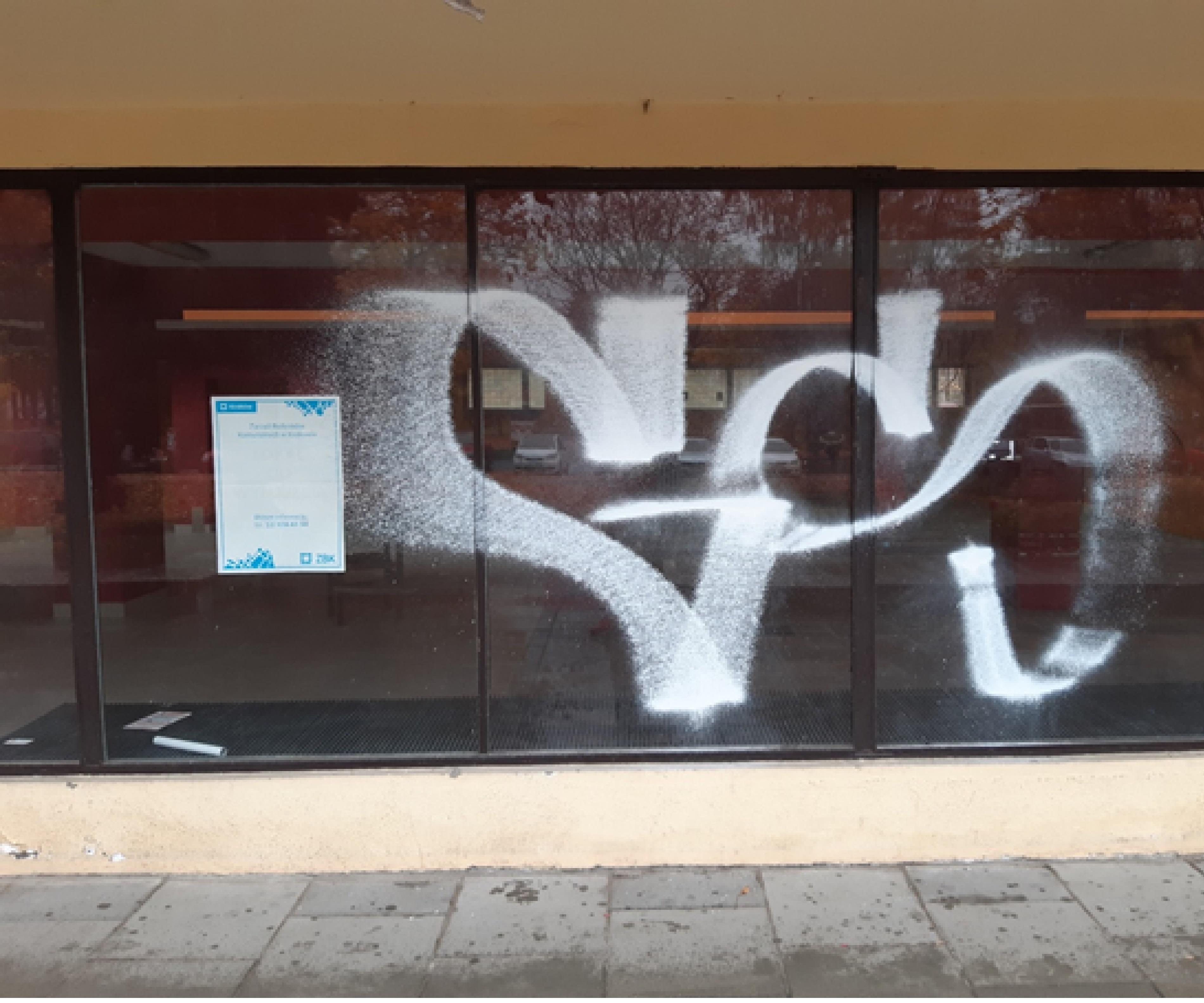 Zdjęcie przed zamalowaniem