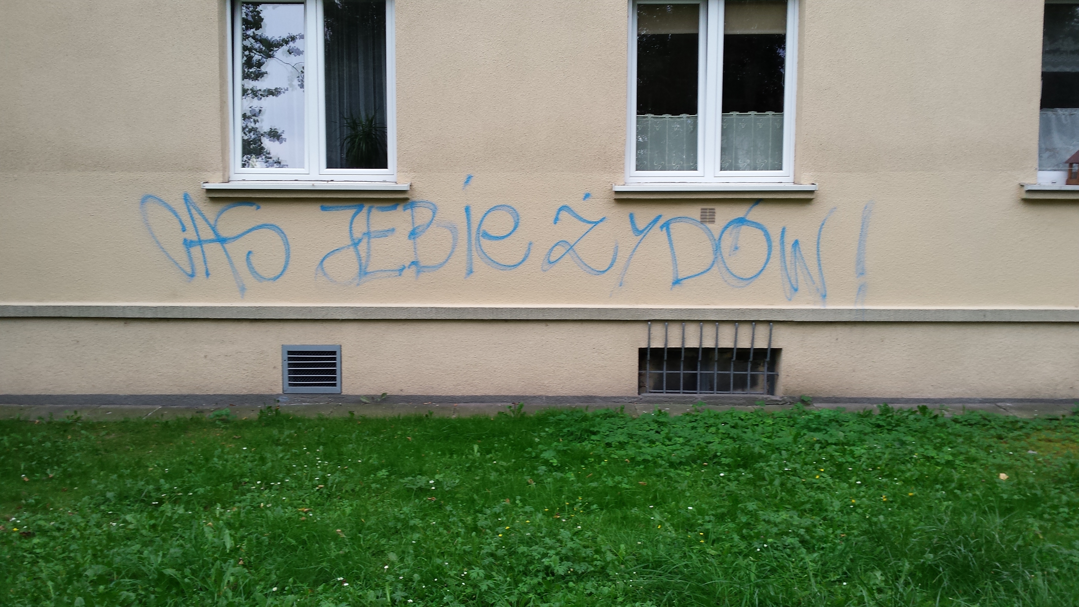 Zdjęcie przed zamalowaniem
