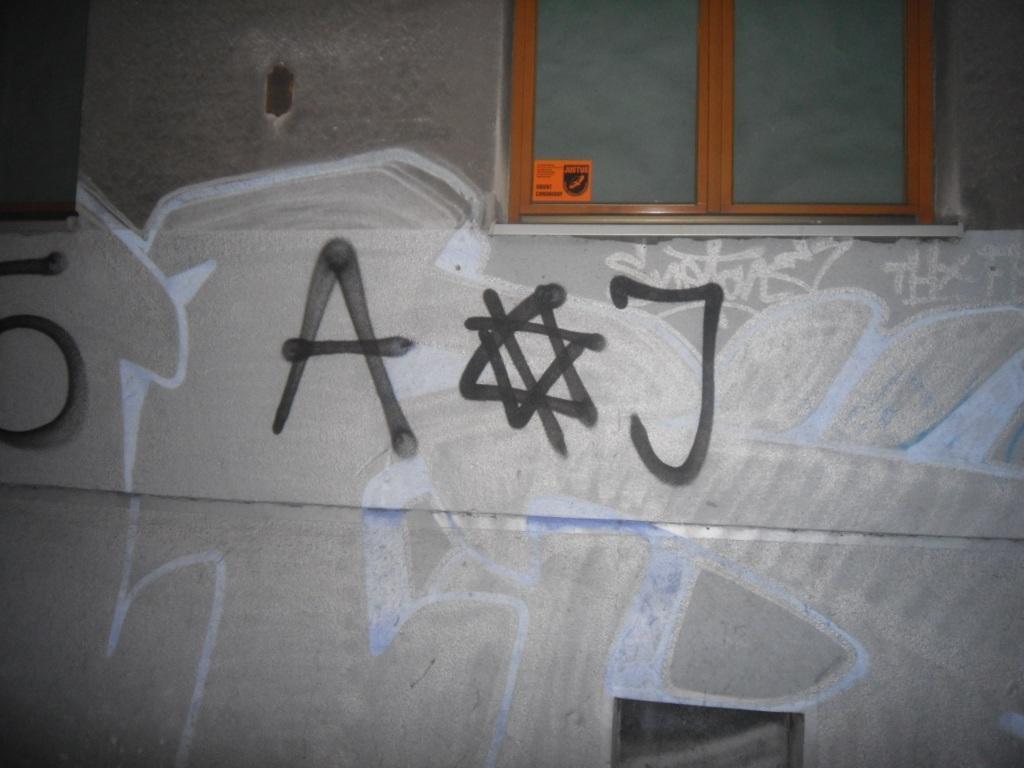 Zdjęcie przed zamalowaniem