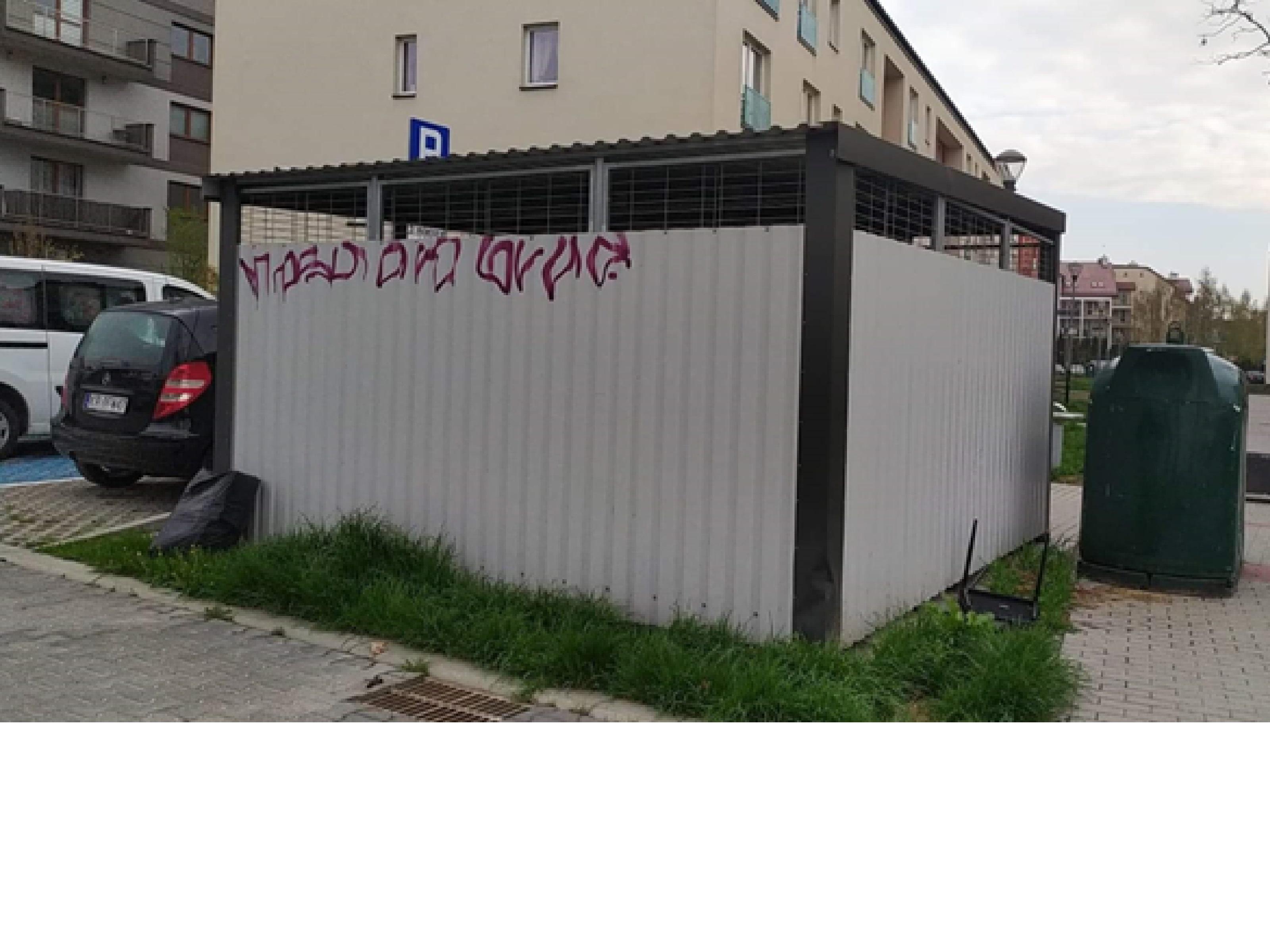 Zdjęcie przed zamalowaniem