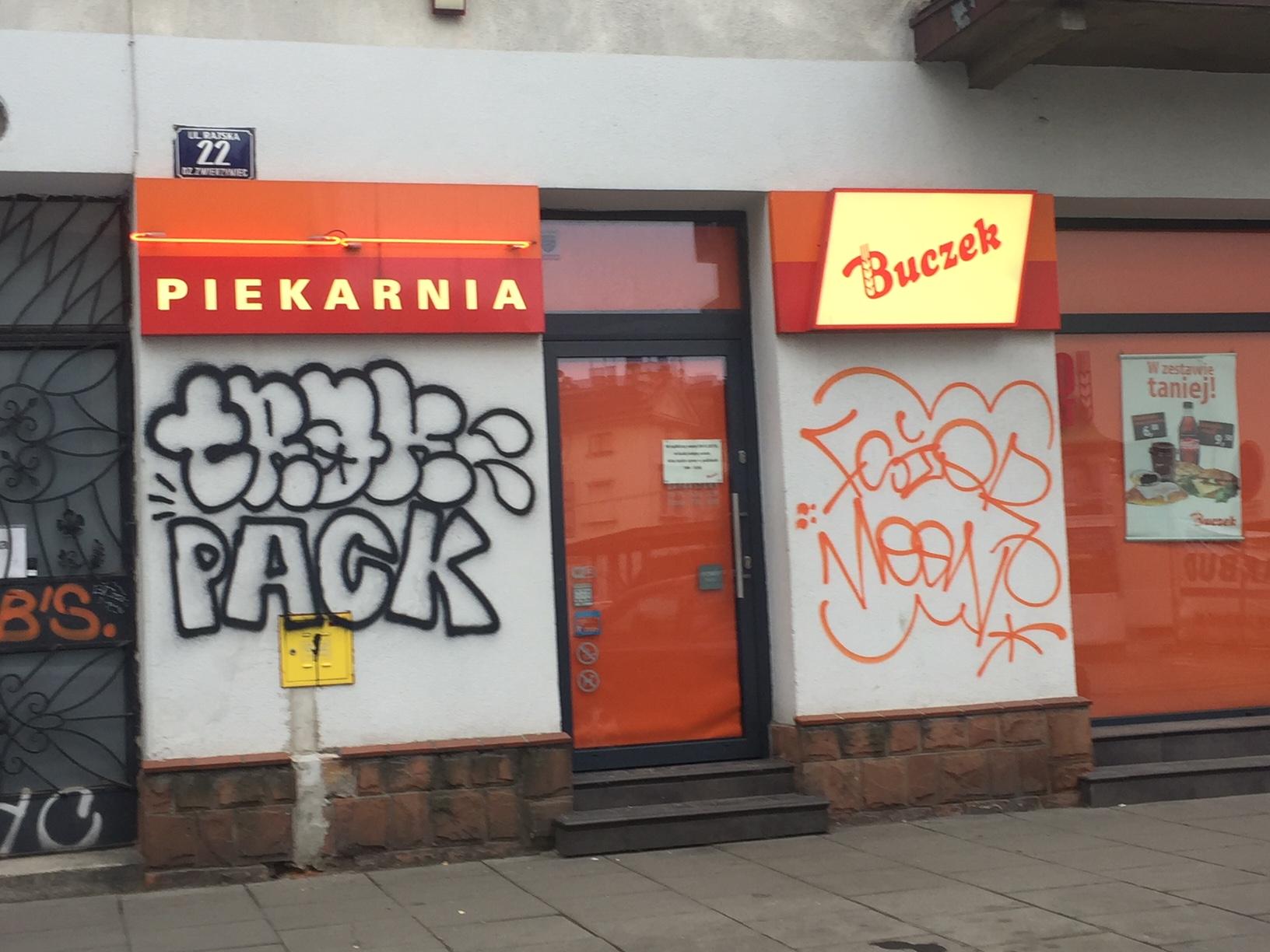 Zdjęcie przed zamalowaniem