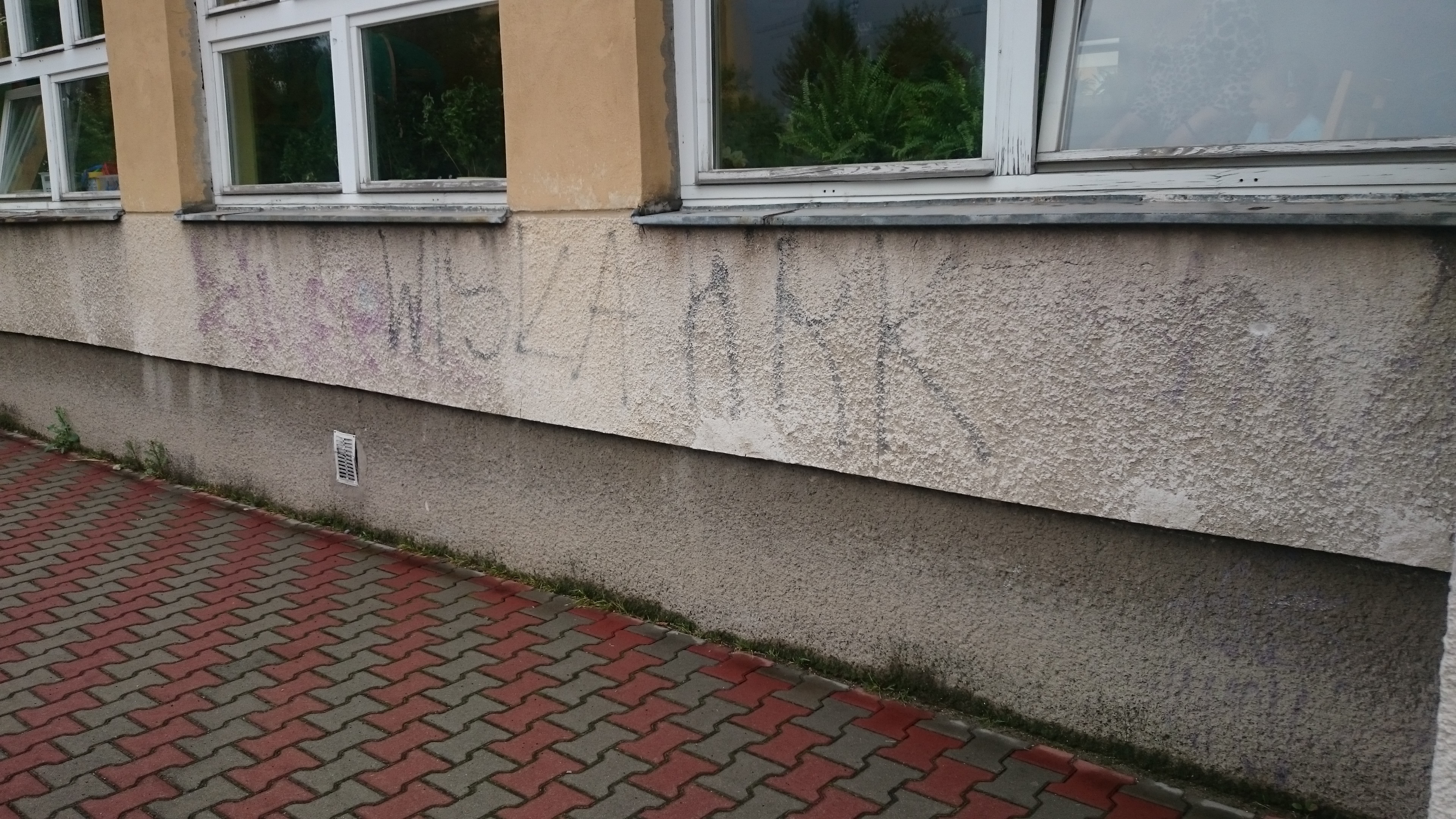 Zdjęcie przed zamalowaniem
