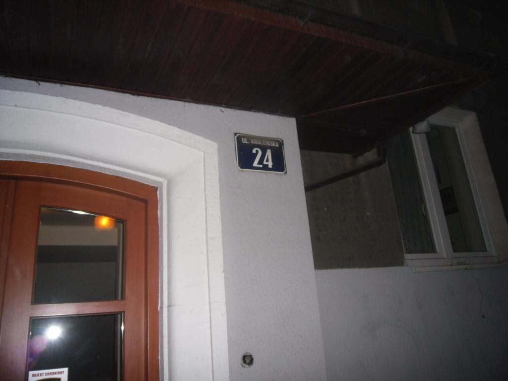 Zdjęcie przed zamalowaniem