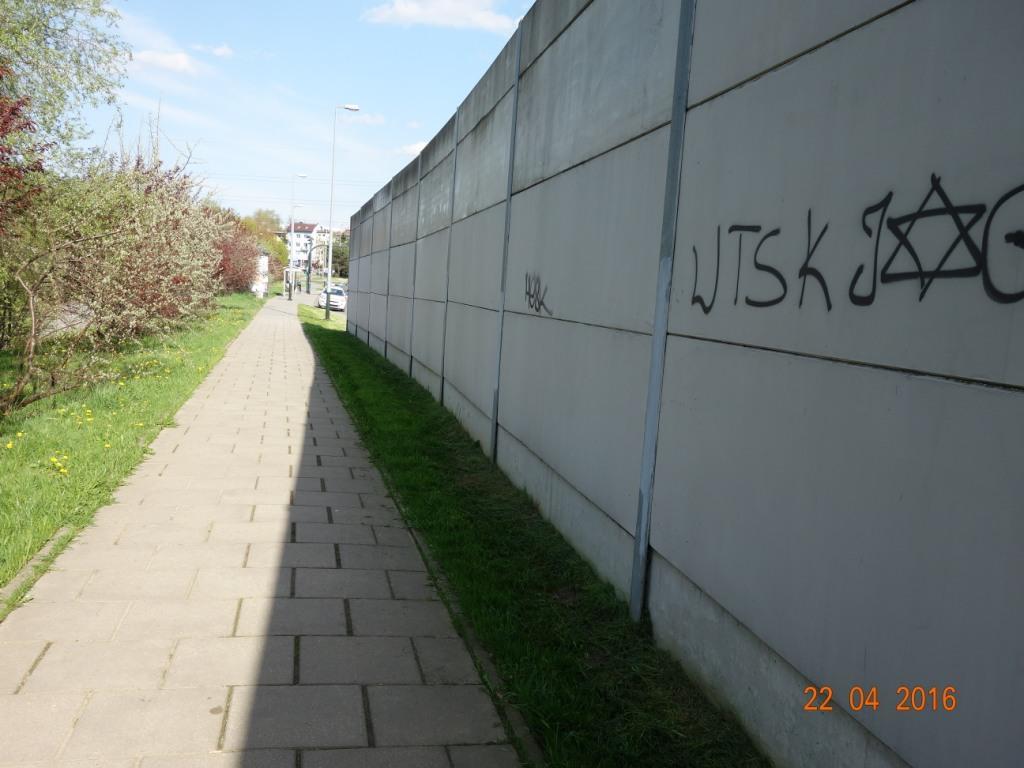 Zdjęcie przed zamalowaniem