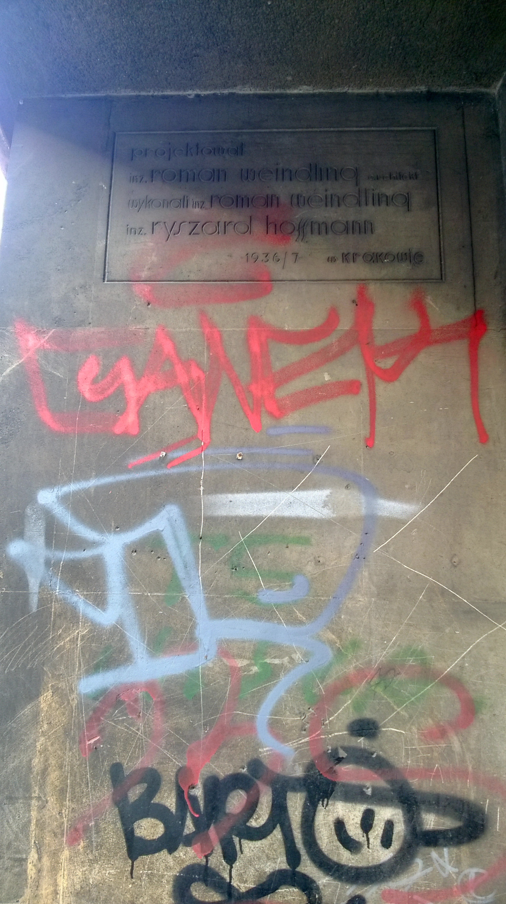 Zdjęcie przed zamalowaniem