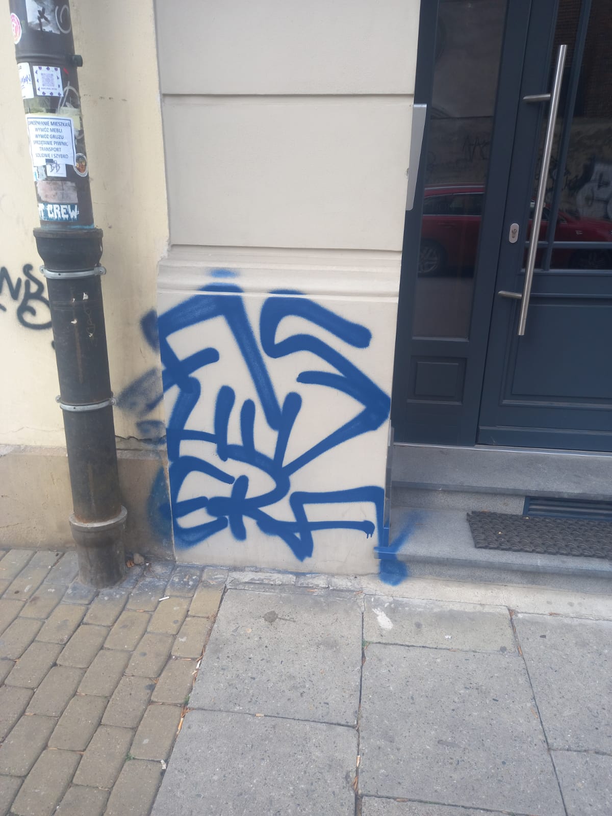 Zdjęcie przed zamalowaniem