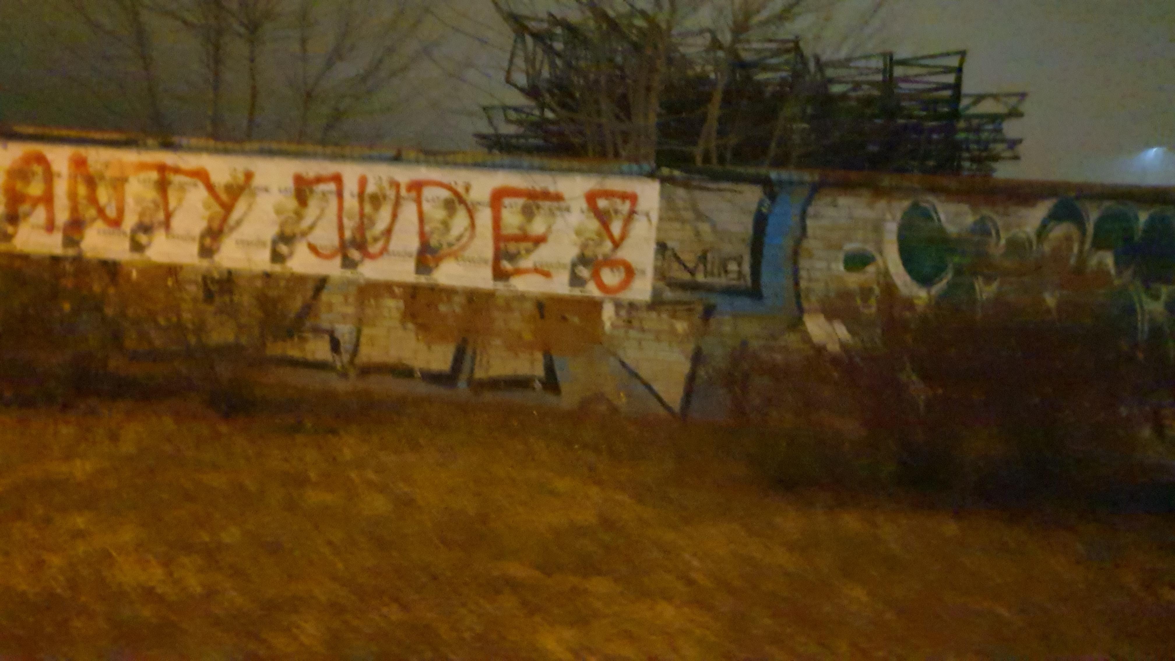 Zdjęcie przed zamalowaniem