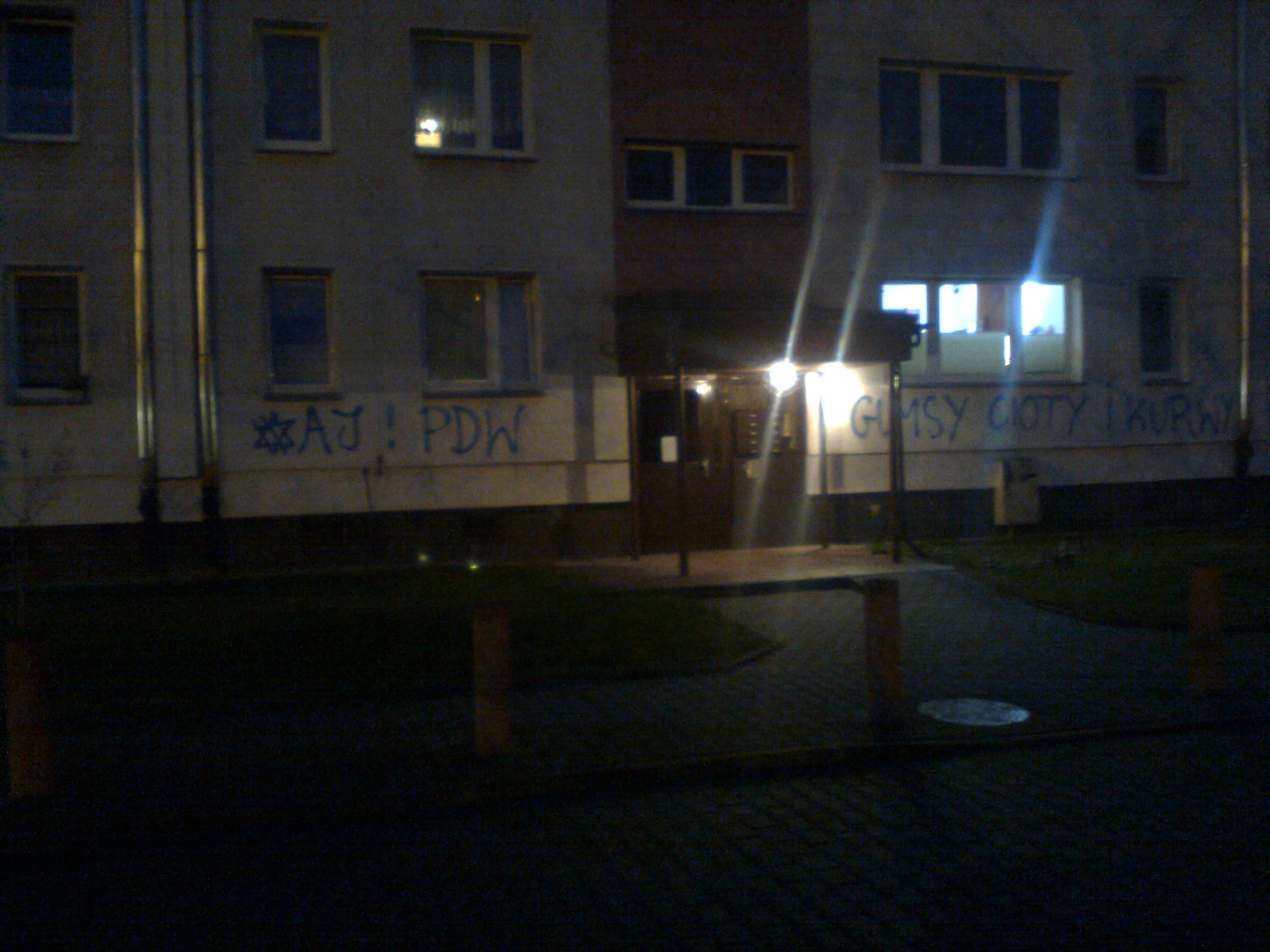 Zdjęcie przed zamalowaniem