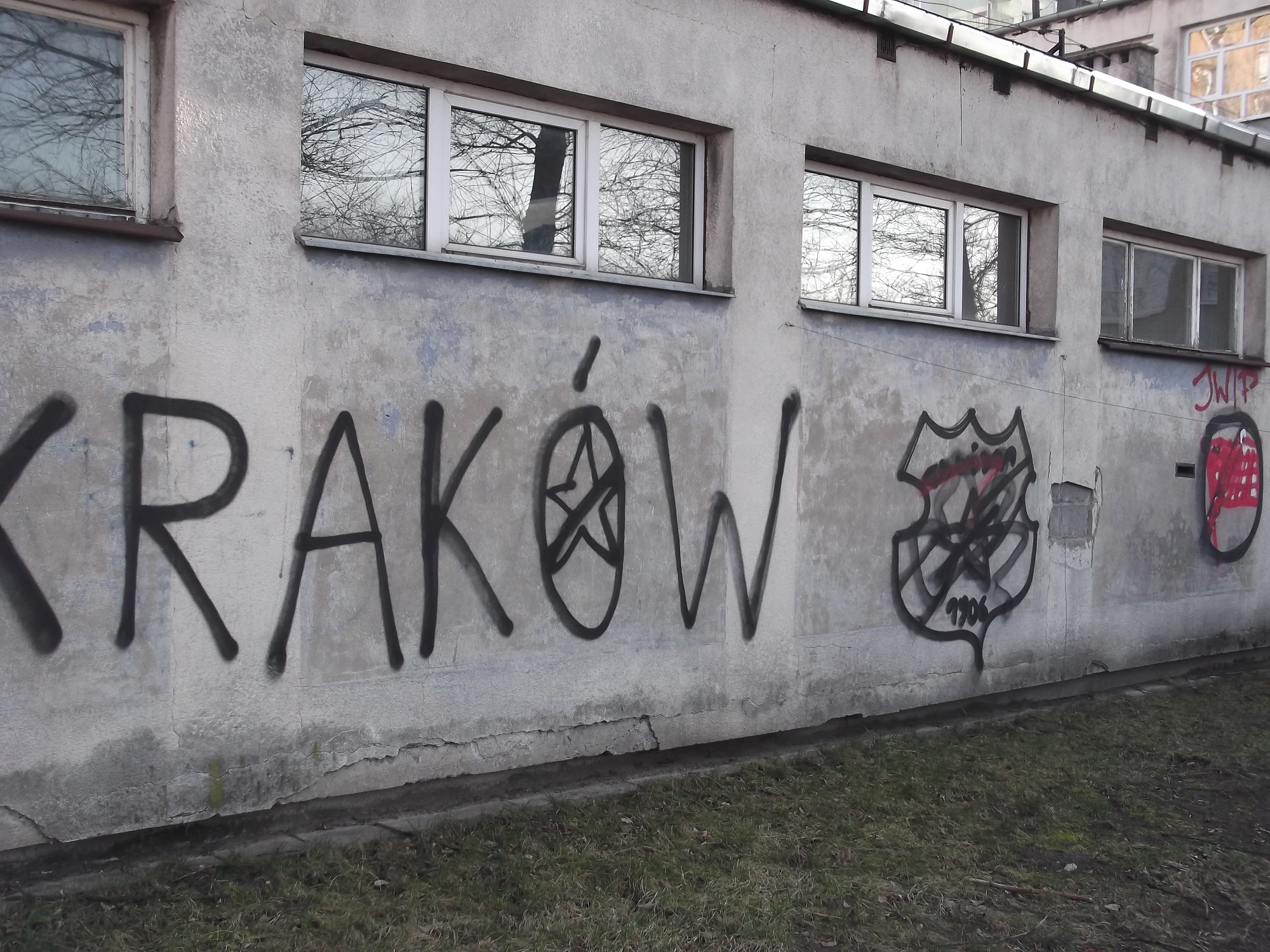 Zdjęcie przed zamalowaniem