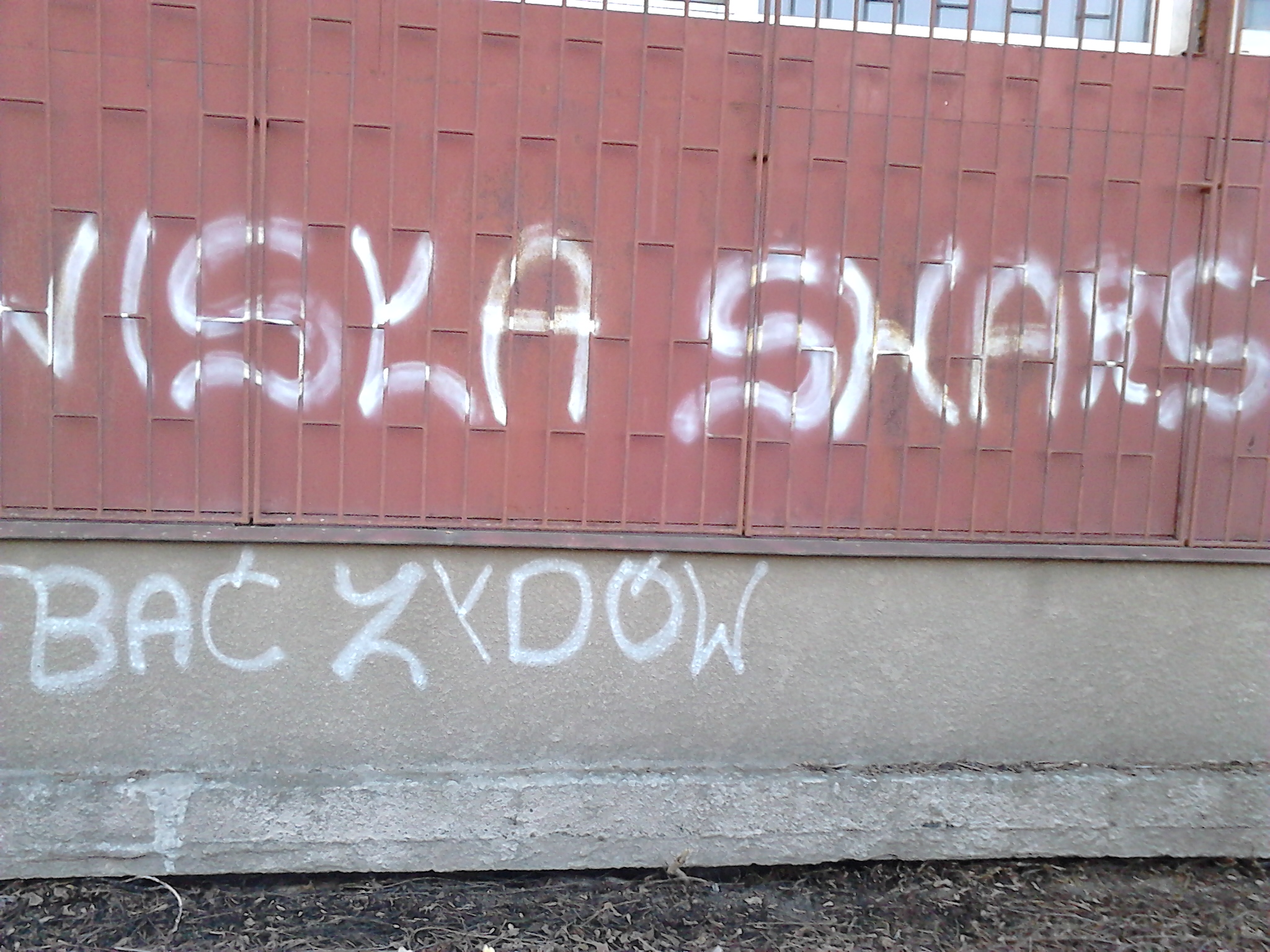 Zdjęcie przed zamalowaniem