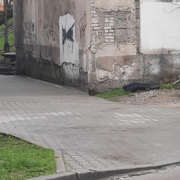 Zdjęcie przed zamalowaniem
