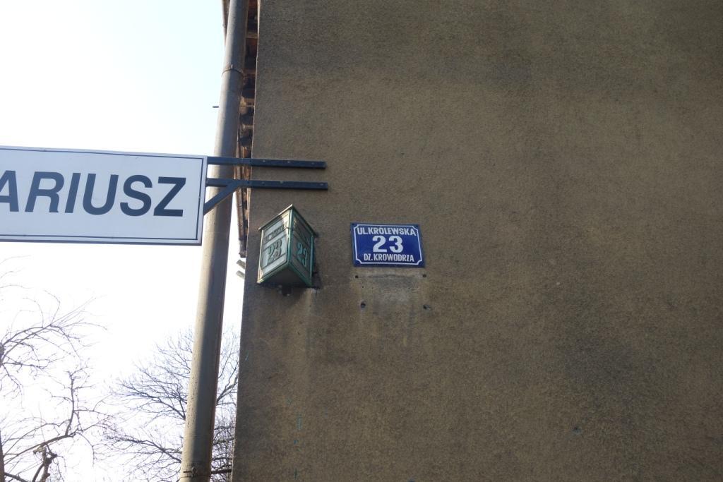 Zdjęcie przed zamalowaniem