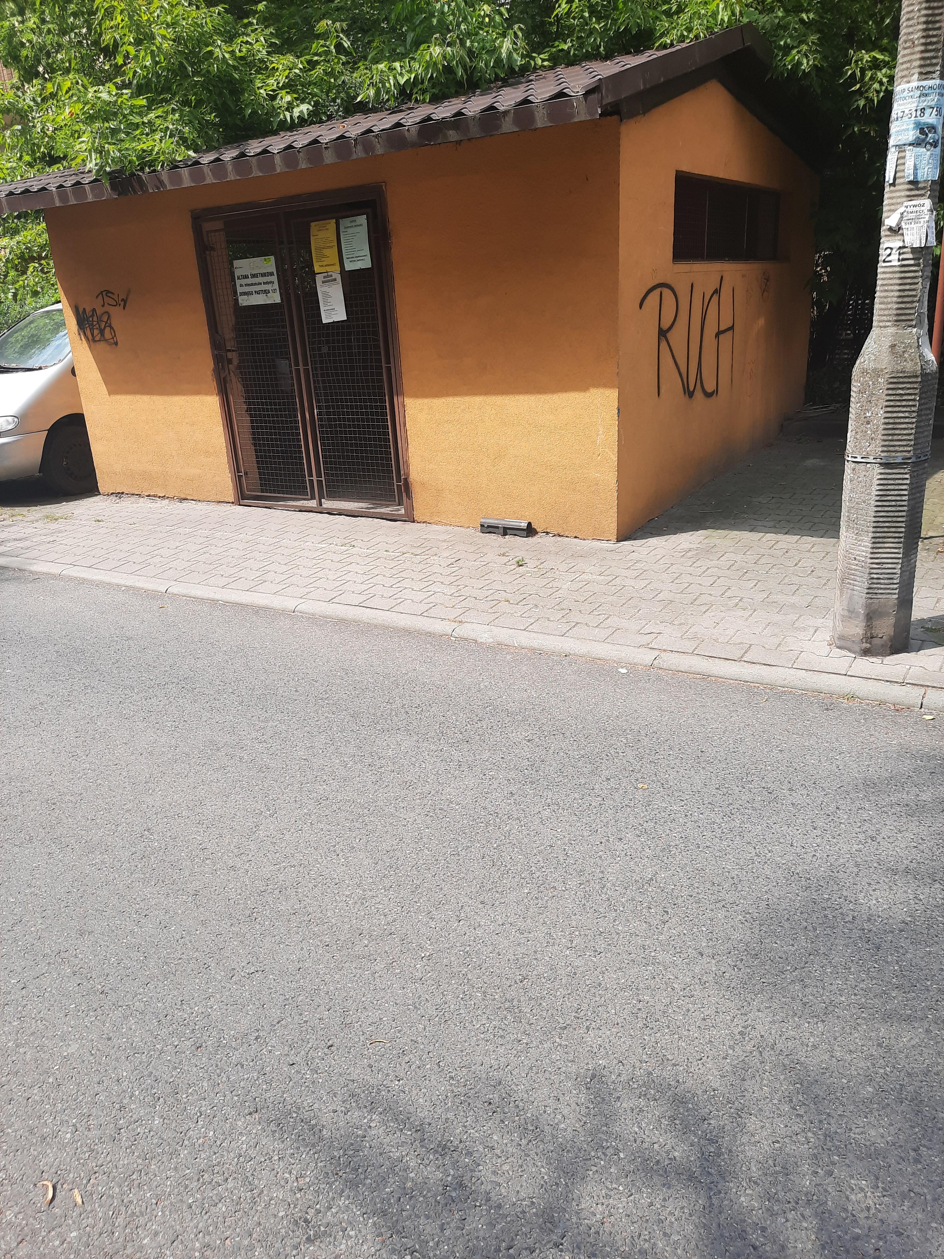 Zdjęcie przed zamalowaniem