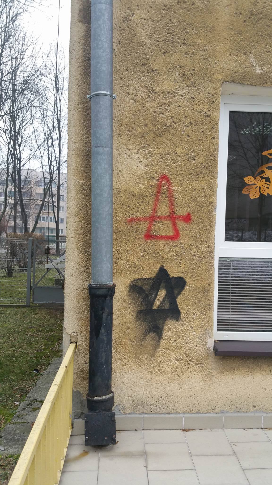 Zdjęcie przed zamalowaniem