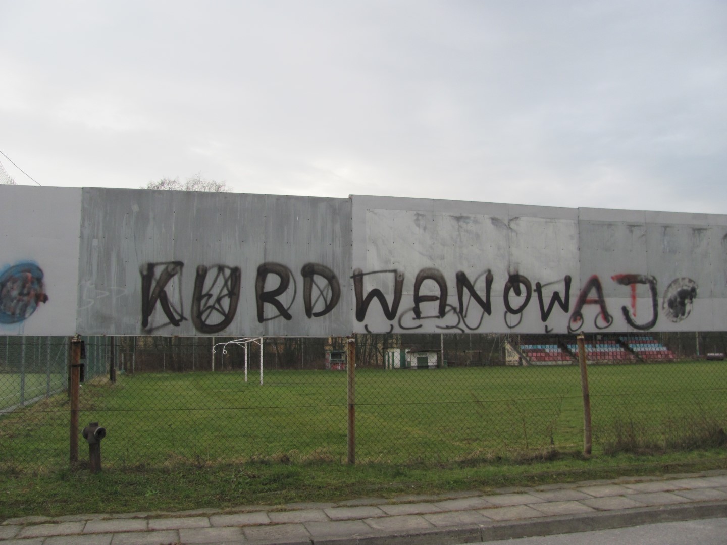 Zdjęcie przed zamalowaniem
