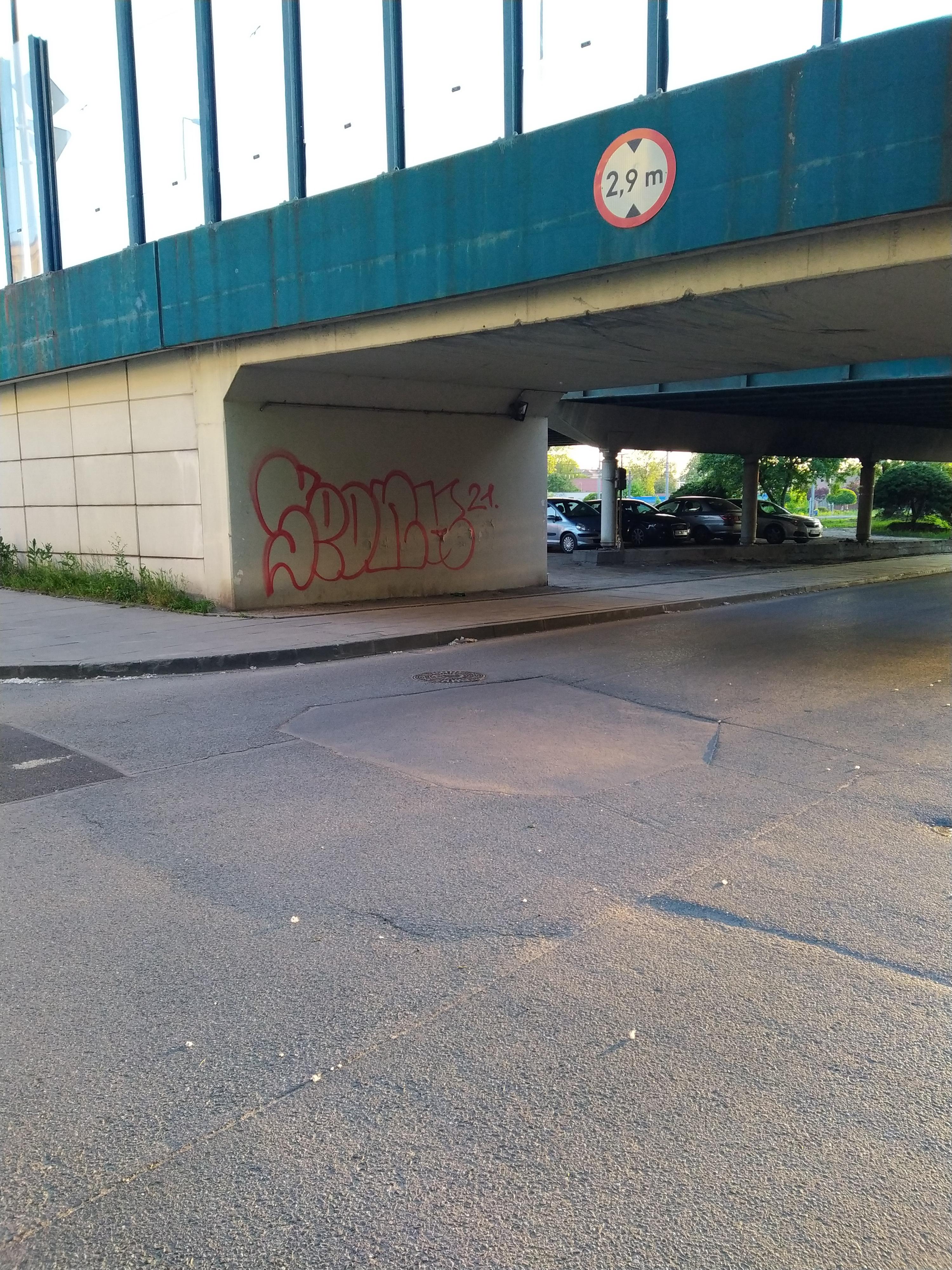 Zdjęcie przed zamalowaniem