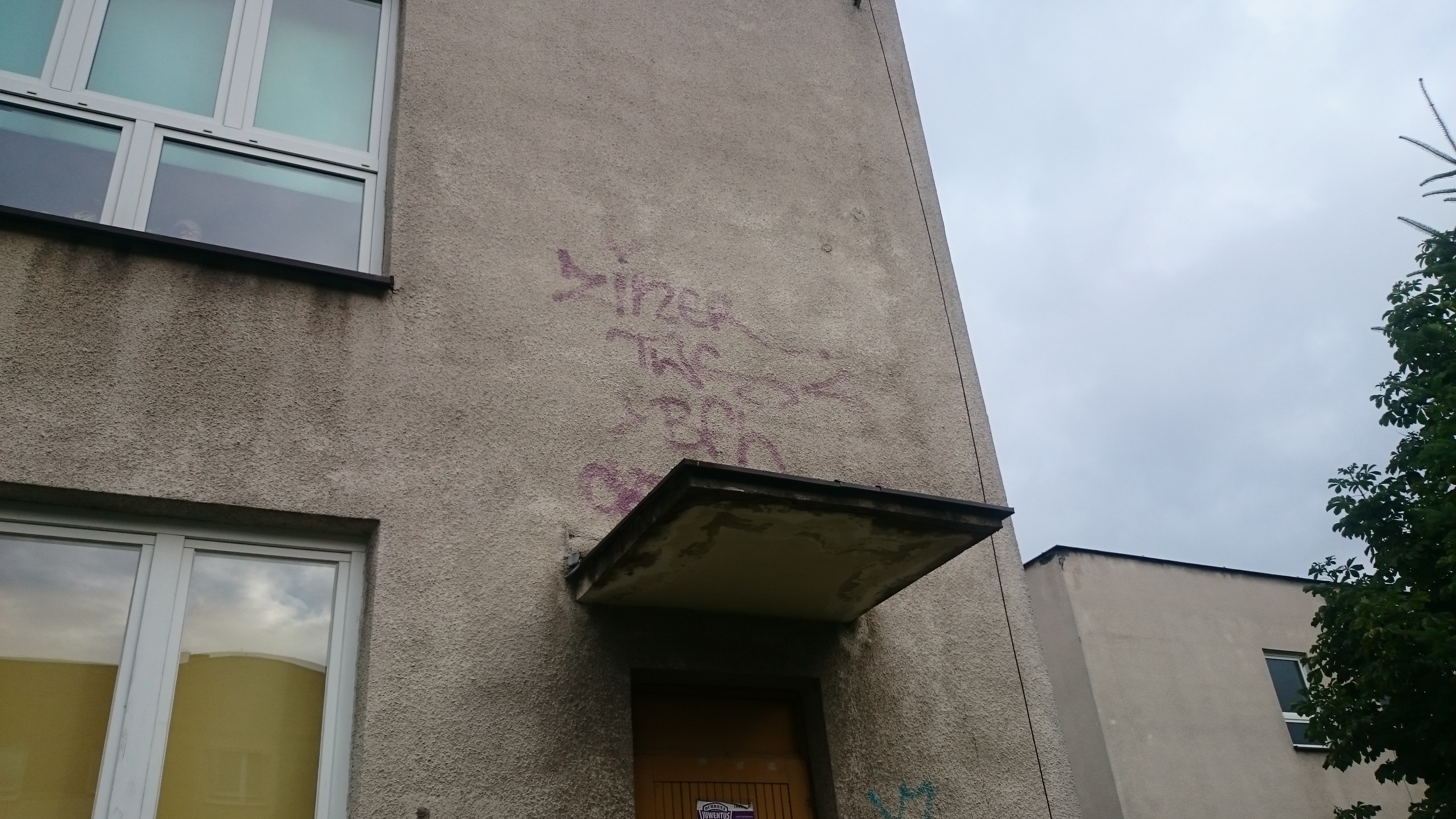 Zdjęcie przed zamalowaniem