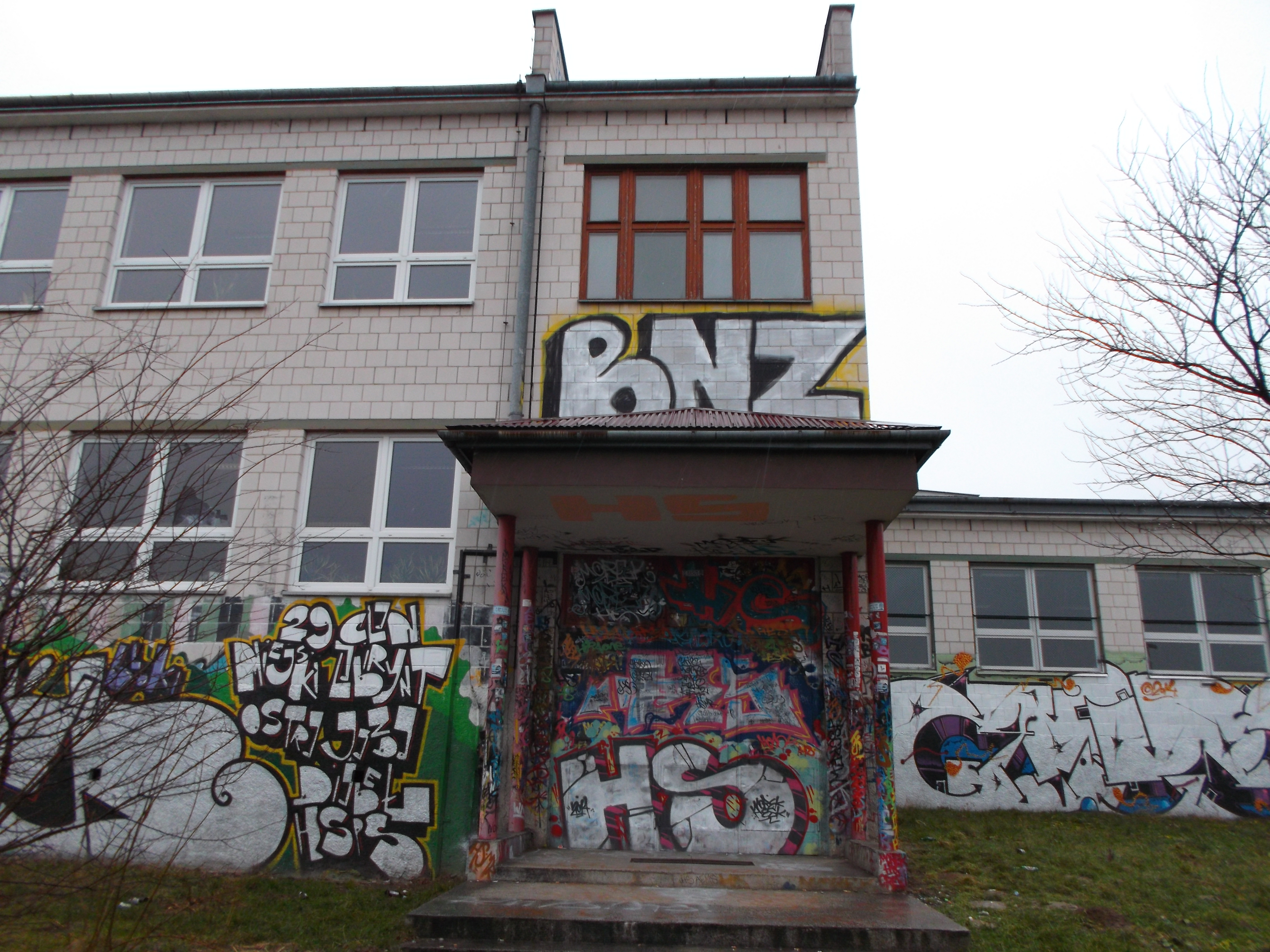 Zdjęcie przed zamalowaniem