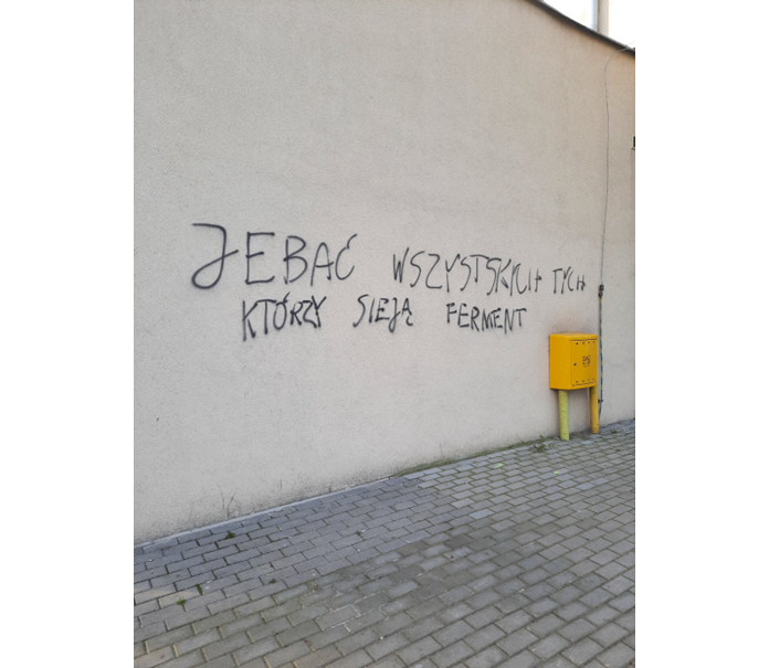 Zdjęcie przed zamalowaniem