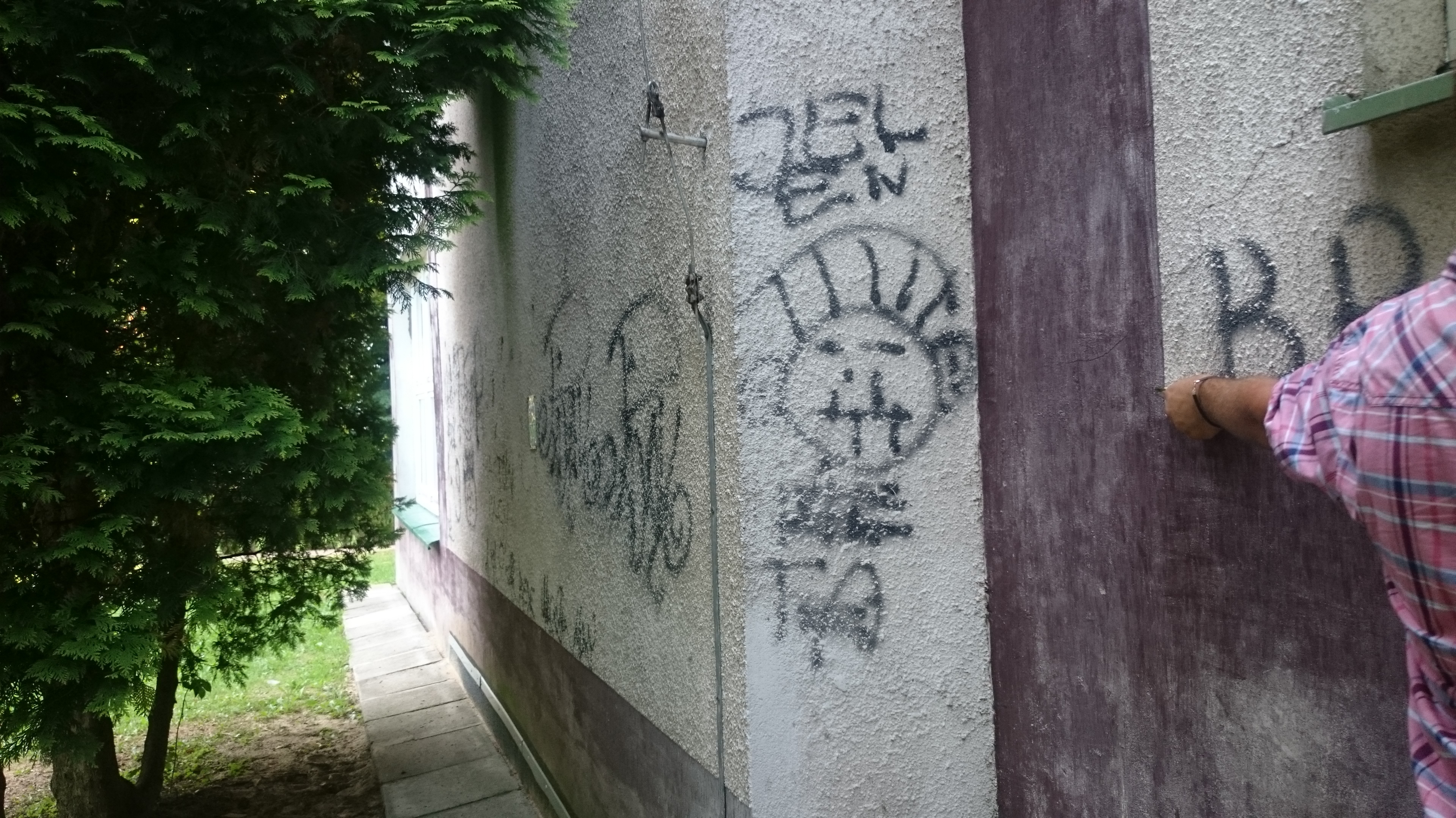 Zdjęcie przed zamalowaniem