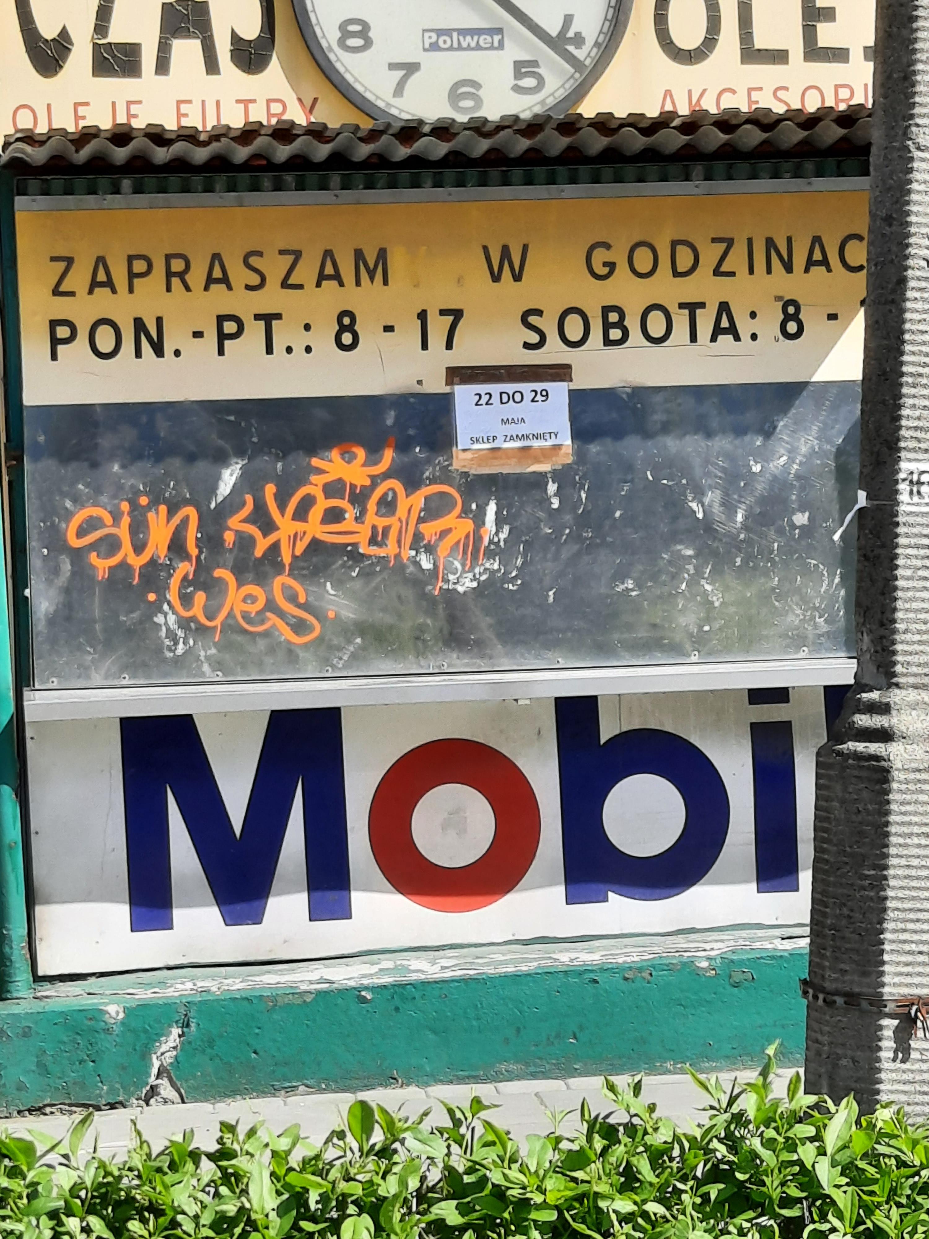 Zdjęcie przed zamalowaniem