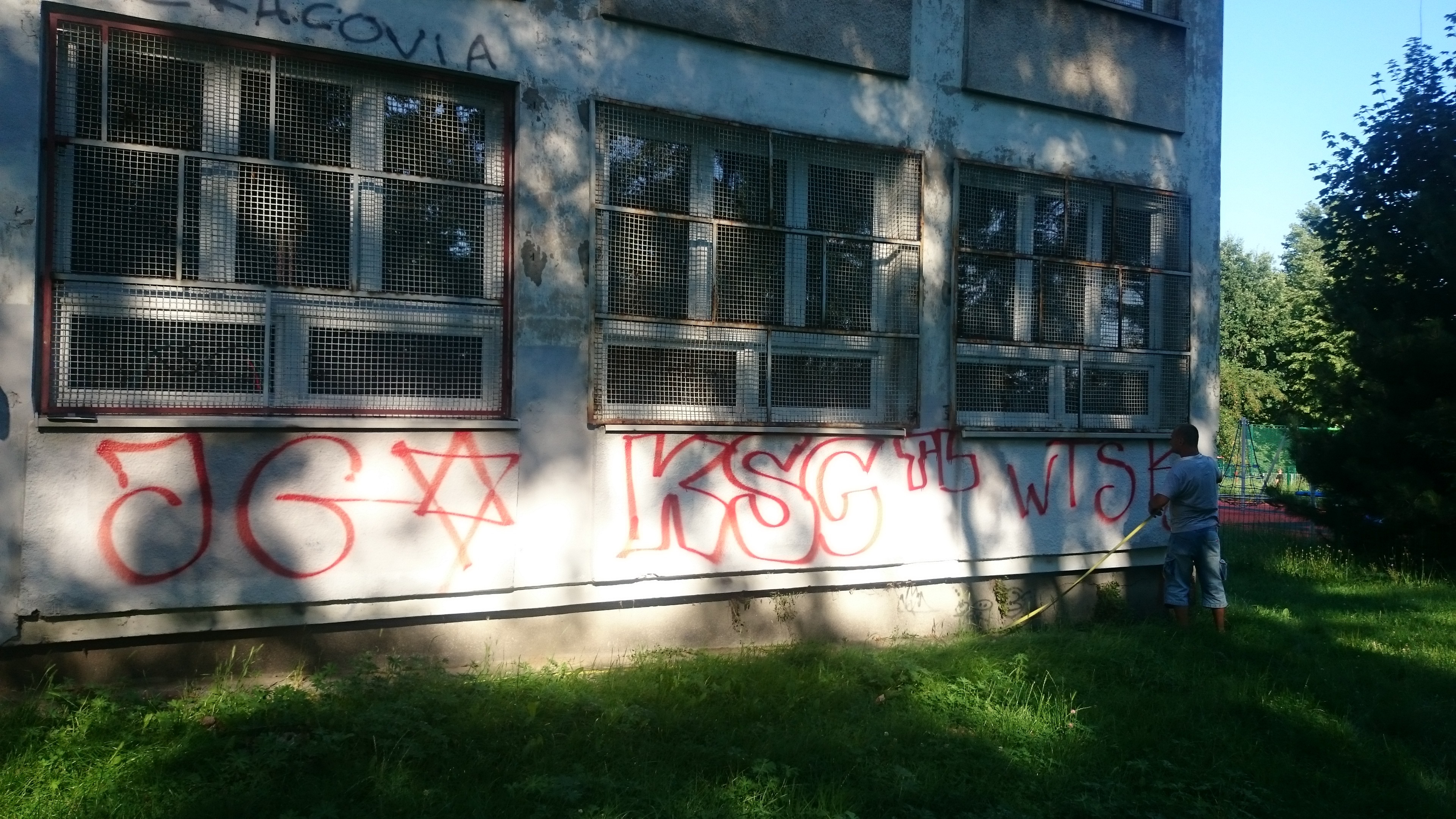 Zdjęcie przed zamalowaniem