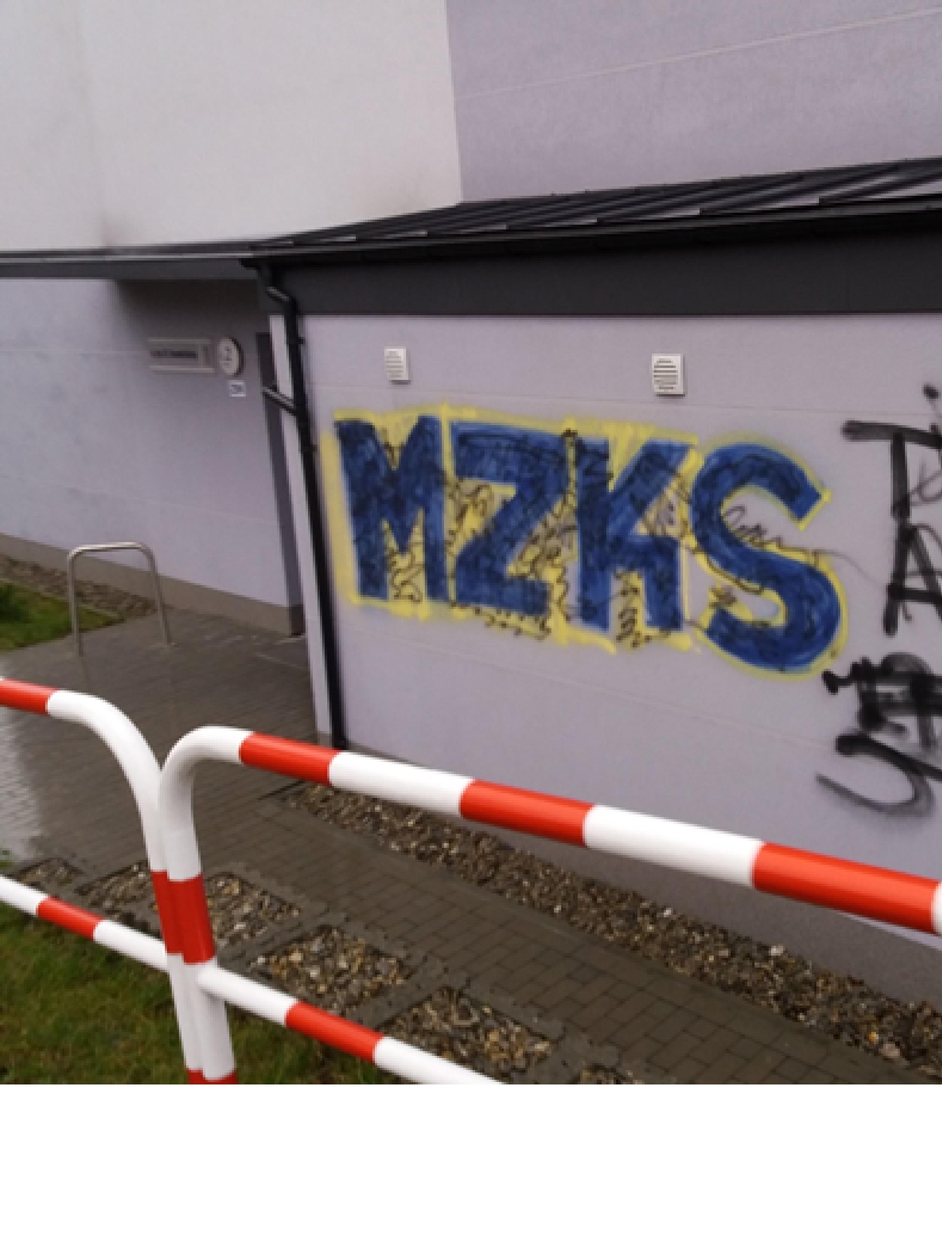 Zdjęcie przed zamalowaniem