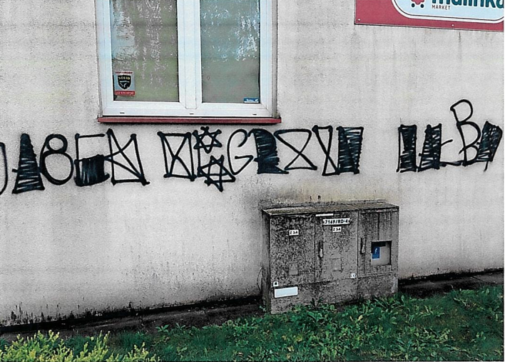 Zdjęcie przed zamalowaniem
