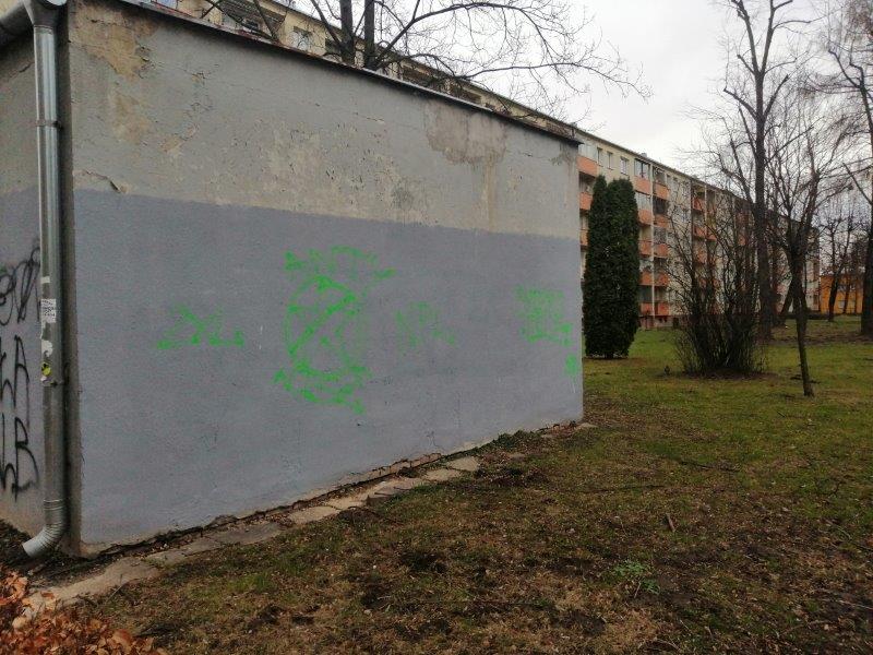 Zdjęcie przed zamalowaniem