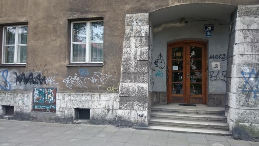 Zdjęcie przed zamalowaniem