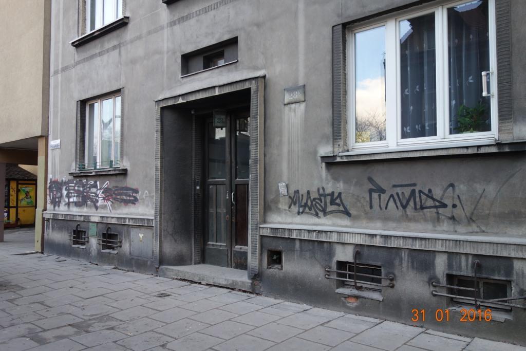 Zdjęcie przed zamalowaniem